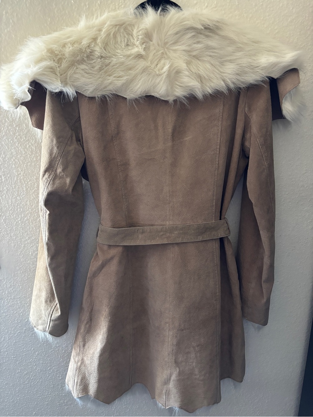 Wilsons Leather Taupe Suede Trench Coat with Cream Shearling Collar - Picture 2 of 7